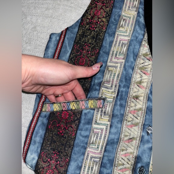 Vintage 90’s D.D Designs Vest - Picture 5 of 5